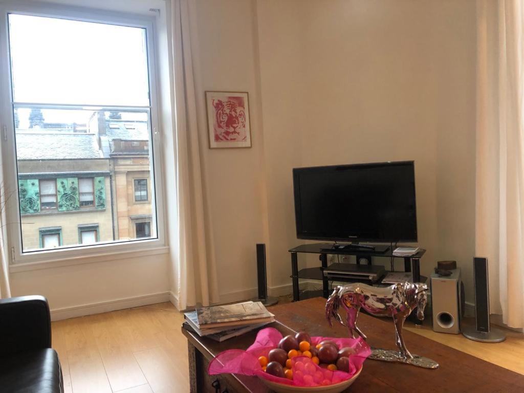 Comfy Two Bedroom Apartment Right In The City Centre Glasgow Luaran gambar